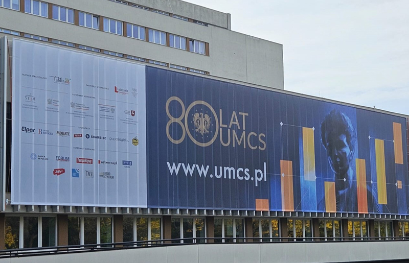 Druk i montaż grafik dla UMCS